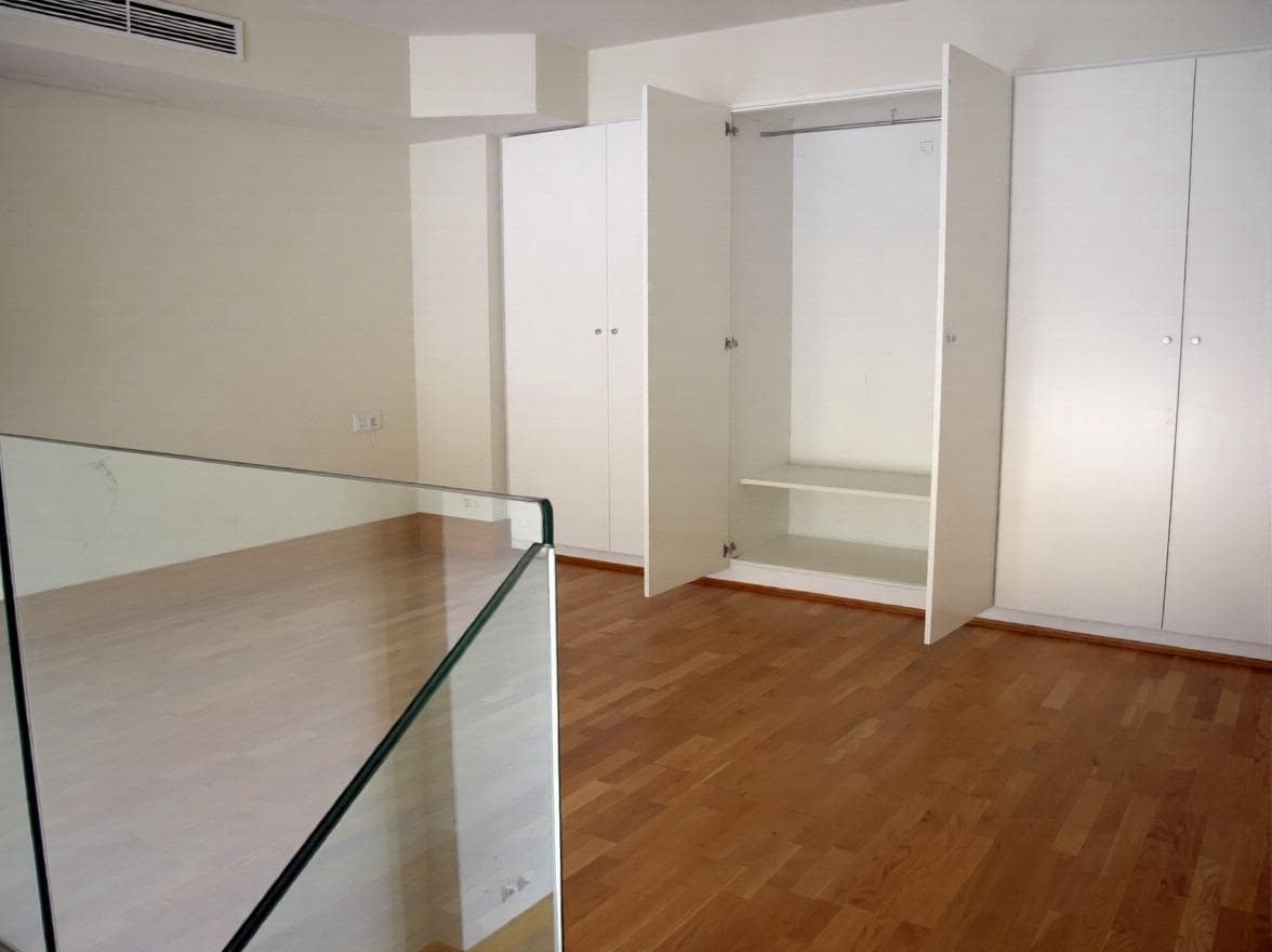 1 camera da letto Ufficio da affittare in Valencia citta con garage - 925 € (Rif: 9599561)