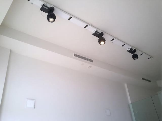 1 camera da letto Ufficio da affittare in Sant Llorens, Valencia città con garage - 925 € (Rif: 9599561)