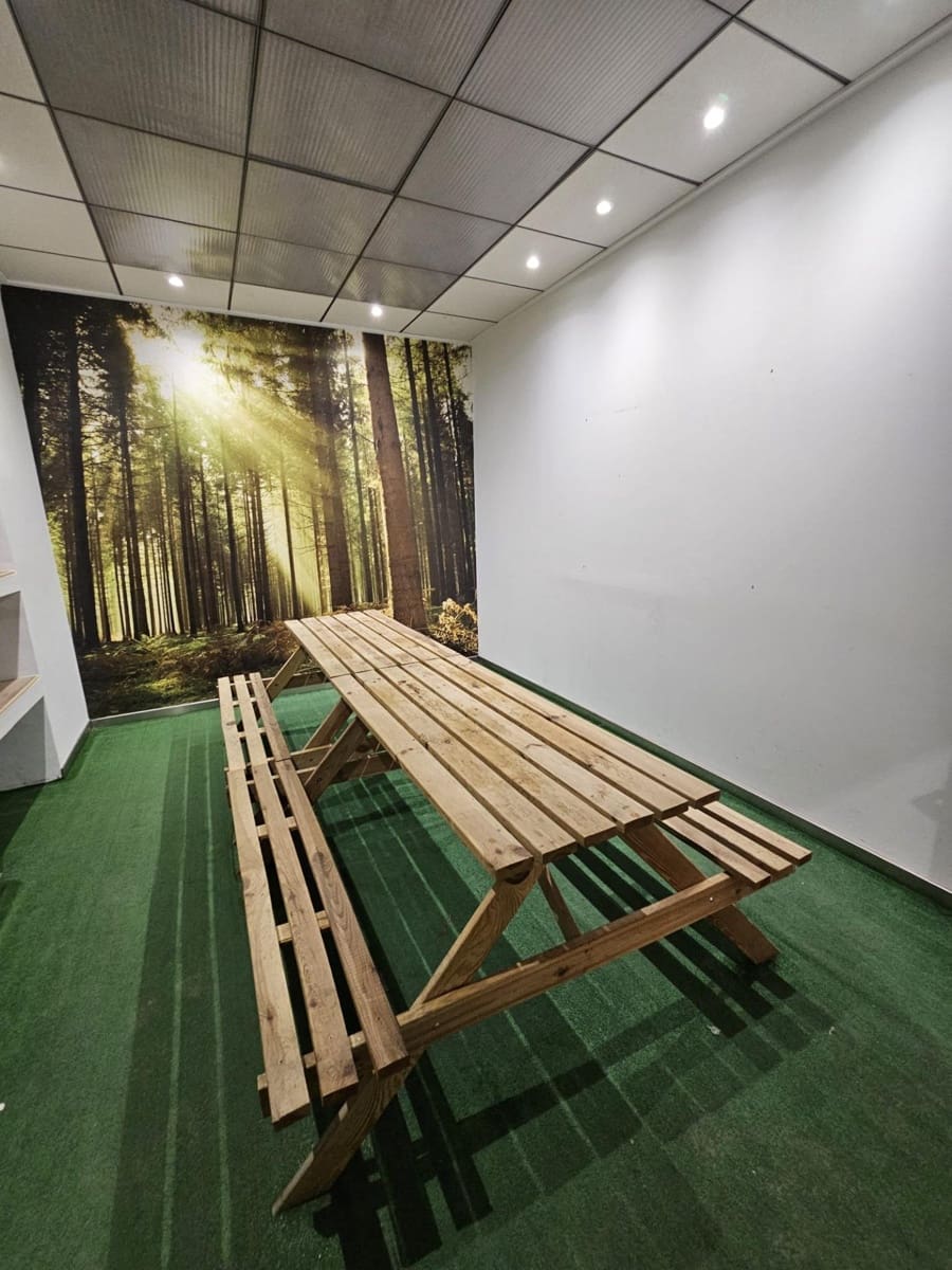 Yritys myytävänä paikassa L'Alcudia mukana 
autotalli - 180 000 € (Ref: 9599562)