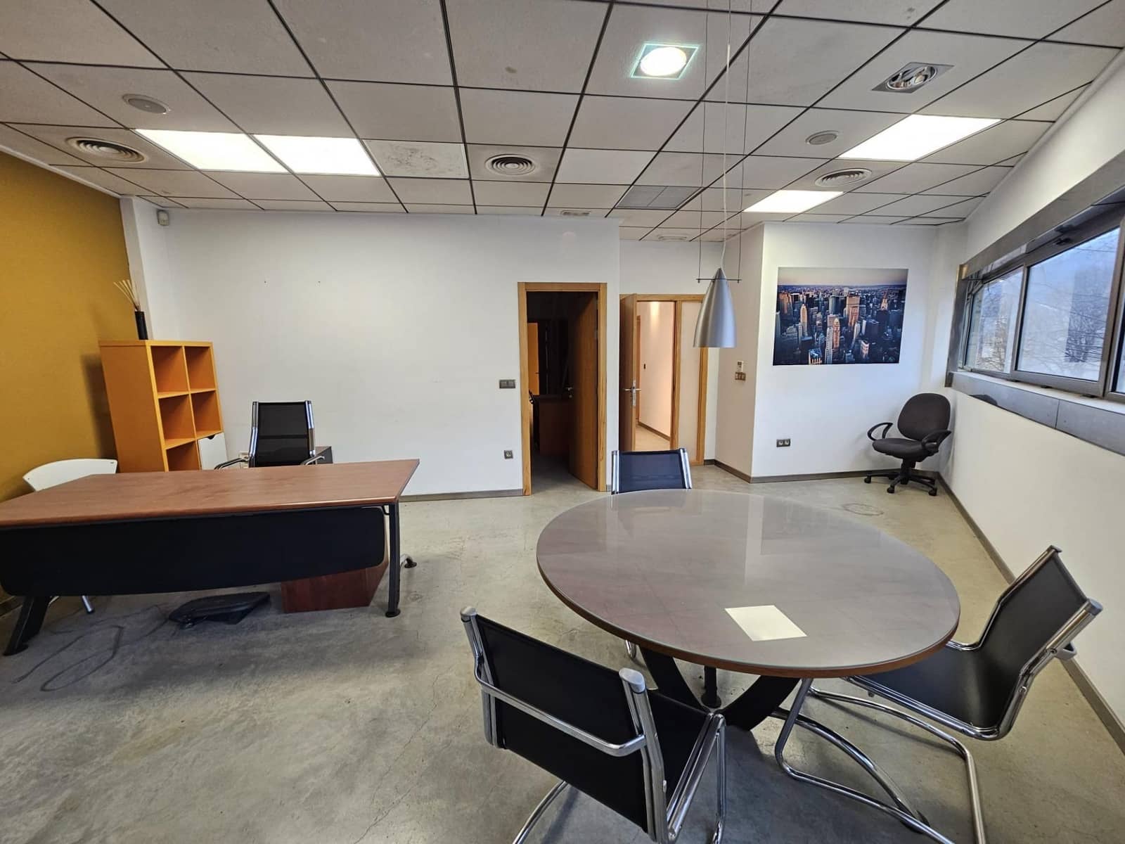 Yritys myytävänä paikassa L'Alcudia mukana 
autotalli - 180 000 € (Ref: 9599562)