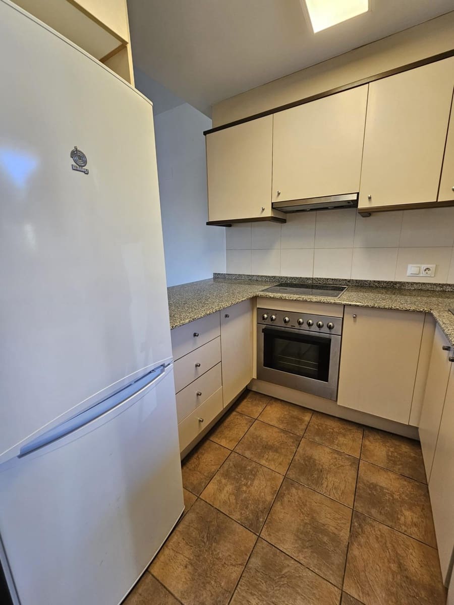 2 soveværelse Lejlighed til salg i Chiva med swimmingpool garage - € 255.000 (Ref: 9599564)