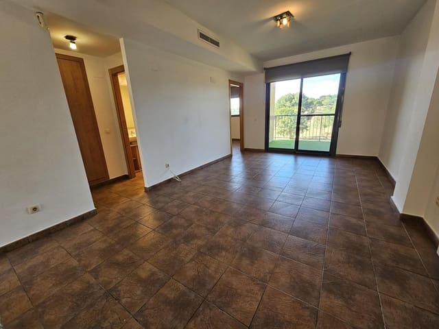 2 soveværelse Lejlighed til salg i Chiva med swimmingpool garage - € 255.000 (Ref: 9599564)