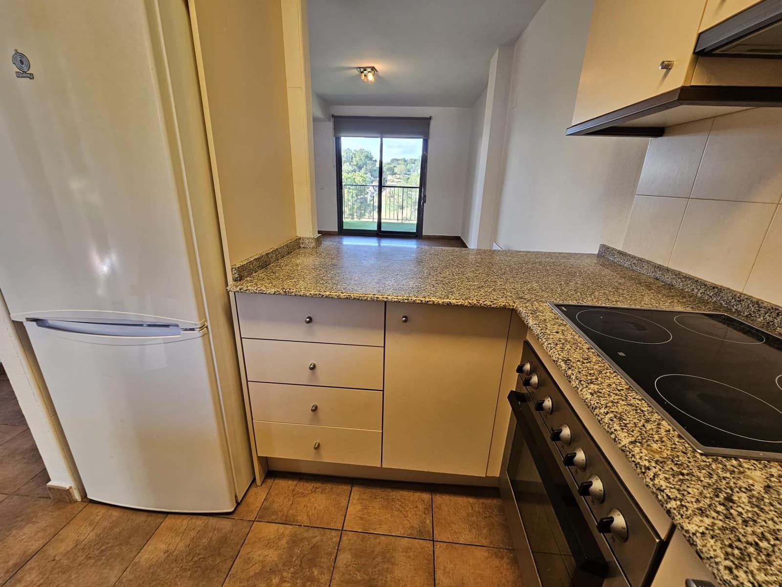 2 soveværelse Lejlighed til salg i Chiva med swimmingpool garage - € 255.000 (Ref: 9599564)