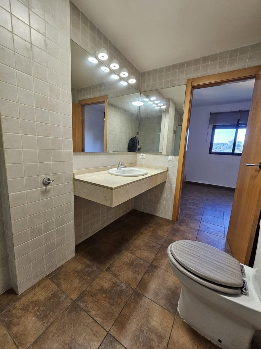 2 soveværelse Lejlighed til salg i Chiva med swimmingpool garage - € 255.000 (Ref: 9599564)