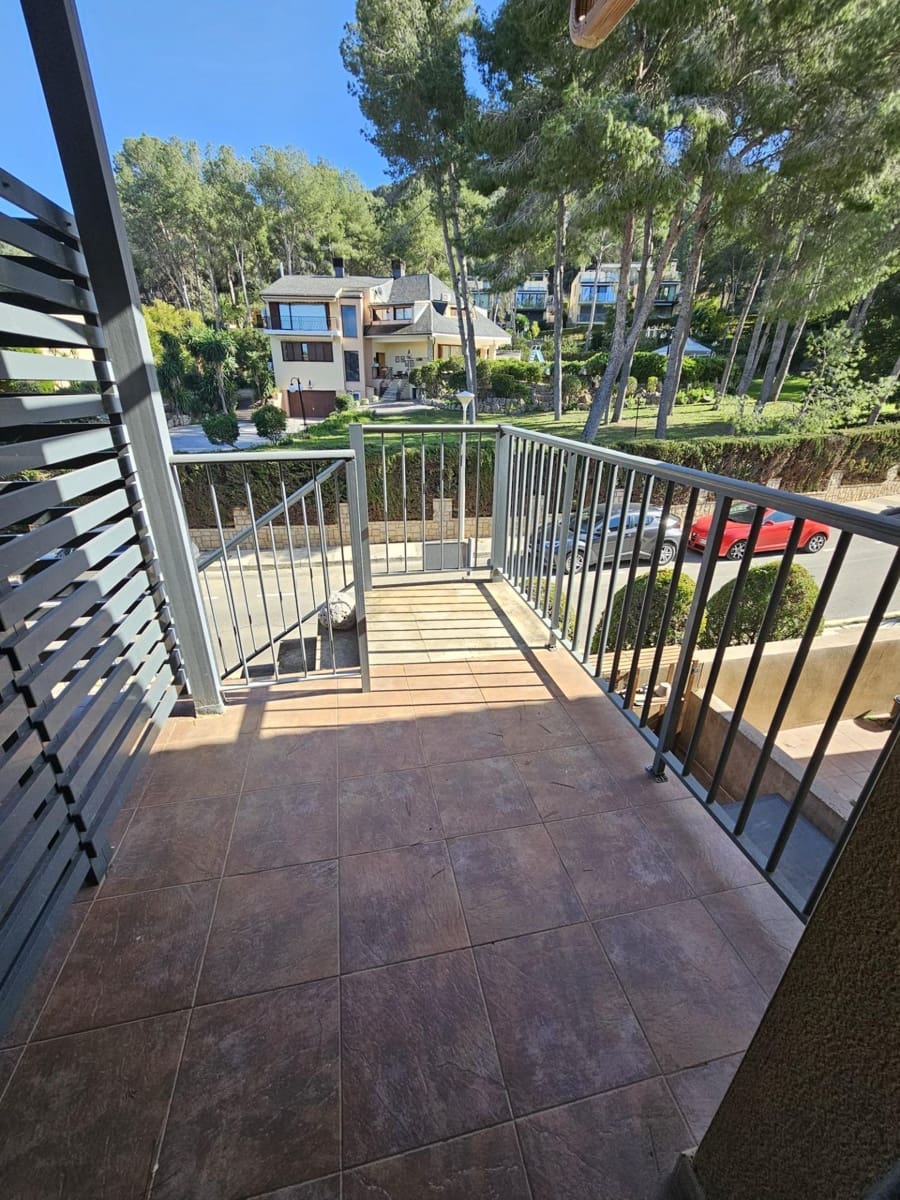 2 soveværelse Lejlighed til salg i Chiva med swimmingpool garage - € 255.000 (Ref: 9599564)