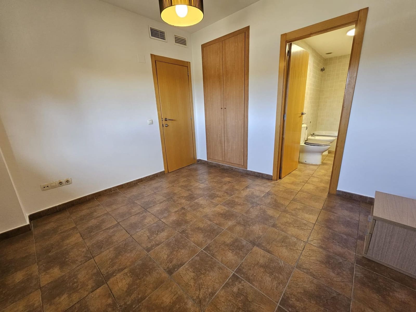 2 soveværelse Lejlighed til salg i Chiva med swimmingpool garage - € 255.000 (Ref: 9599564)