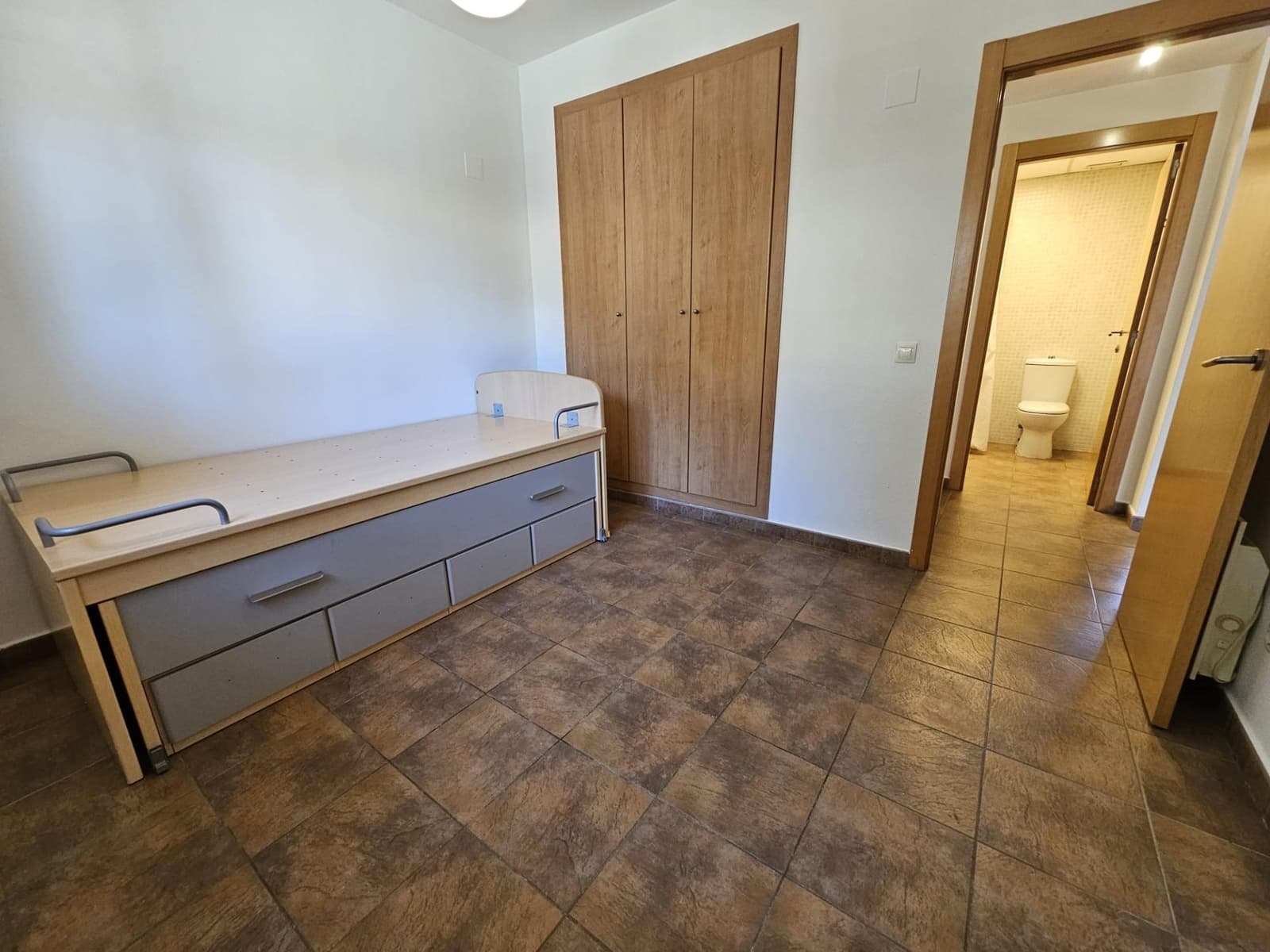 2 soveværelse Lejlighed til salg i Chiva med swimmingpool garage - € 255.000 (Ref: 9599564)