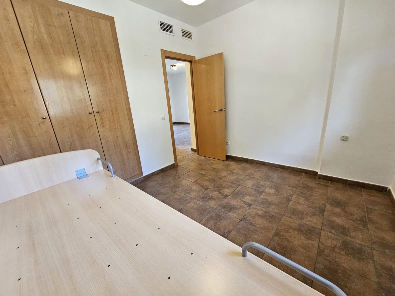 2 soveværelse Lejlighed til salg i Chiva med swimmingpool garage - € 255.000 (Ref: 9599564)