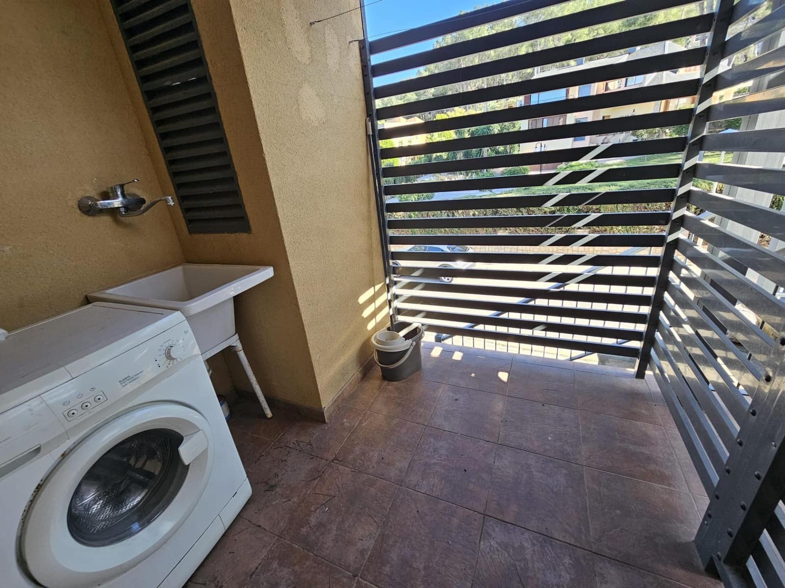 2 soveværelse Lejlighed til salg i Chiva med swimmingpool garage - € 255.000 (Ref: 9599564)