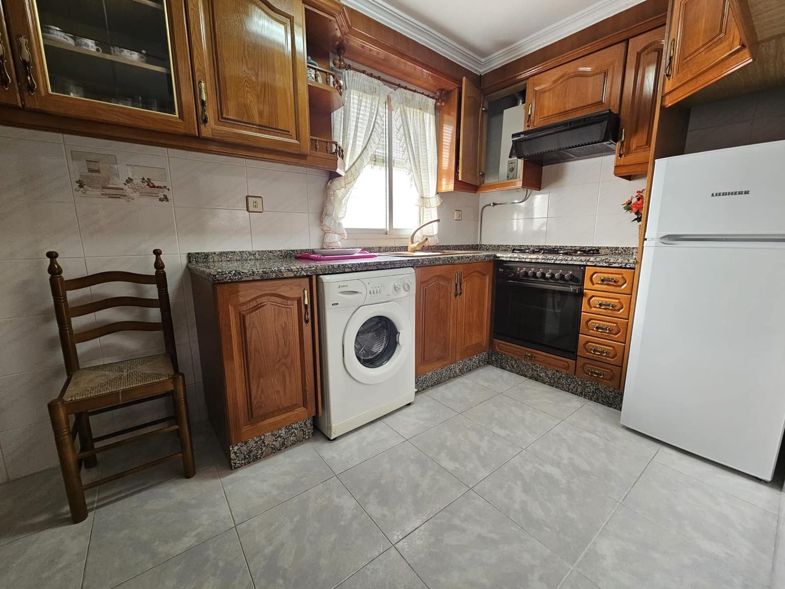 3 soveværelse Lejlighed til salg i Xirivella - € 180.000 (Ref: 9604994)