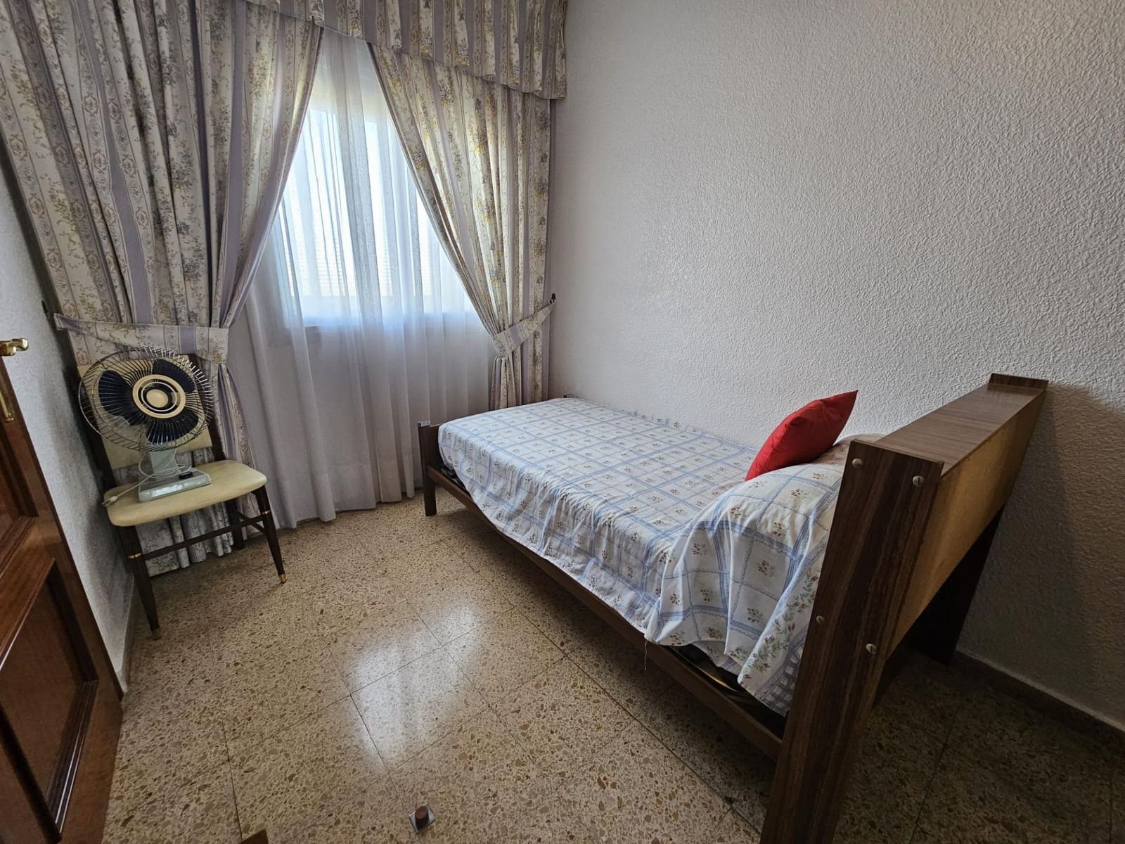 3 soveværelse Lejlighed til salg i Xirivella - € 180.000 (Ref: 9604994)