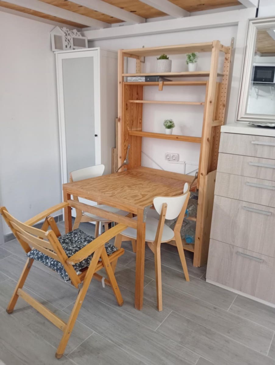 2 soveværelse Erhverv til salg i Valencia by - € 100.000 (Ref: 9608091)