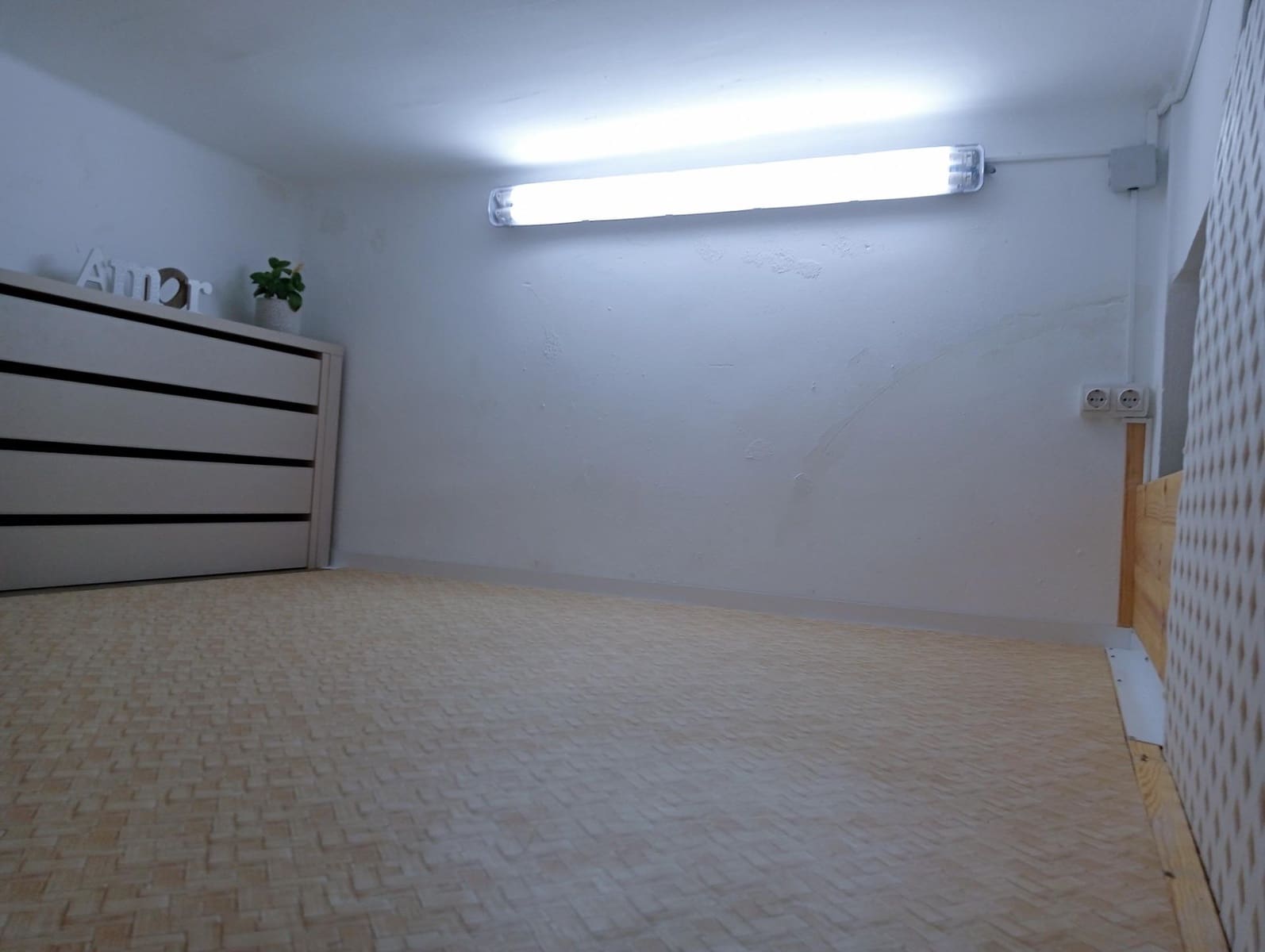 2 soveværelse Erhverv til salg i Valencia by - € 100.000 (Ref: 9608091)