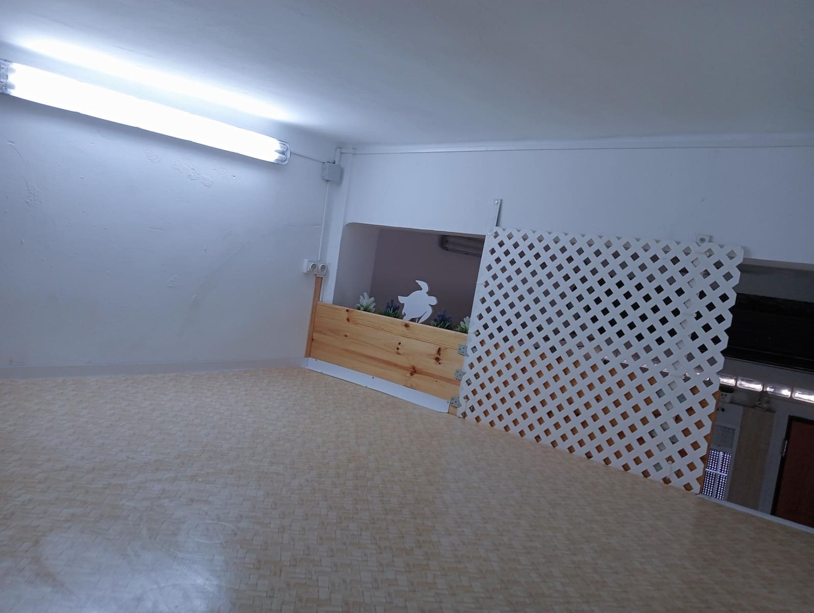 2 soveværelse Erhverv til salg i Valencia by - € 100.000 (Ref: 9608091)