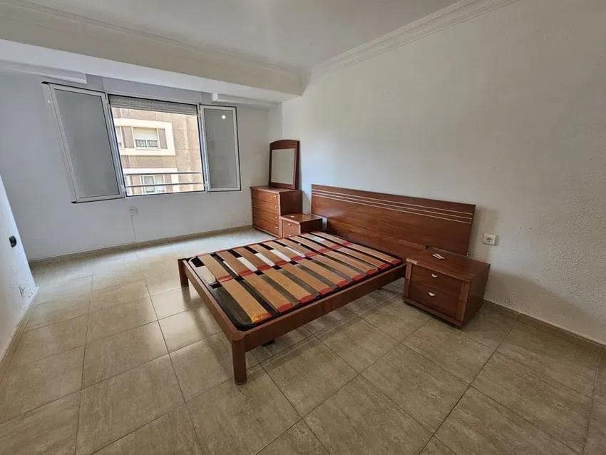 3 sovrum Lägenhet att hyra i Valencia stad - 1 280 € (Ref: 9611557)