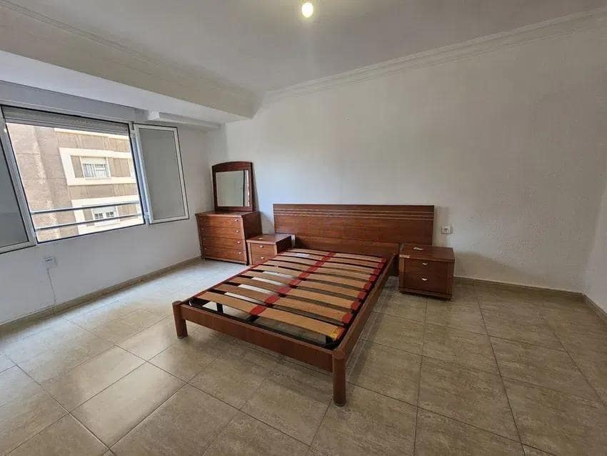 3 sovrum Lägenhet att hyra i Valencia stad - 1 280 € (Ref: 9611557)