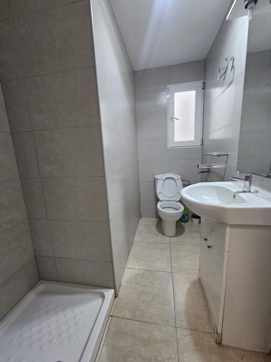 3 sovrum Lägenhet att hyra i Valencia stad - 1 280 € (Ref: 9611557)