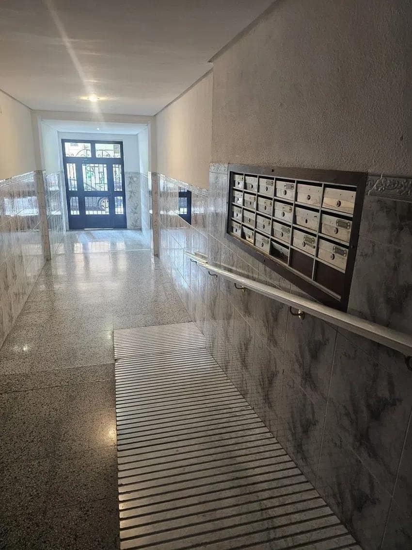 3 sovrum Lägenhet att hyra i Valencia stad - 1 280 € (Ref: 9611557)