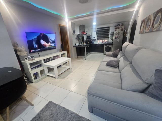 3 sovrum Lägenhet till salu i Torrefiel, Valencia stad - 195 000 € (Ref: 9611559)