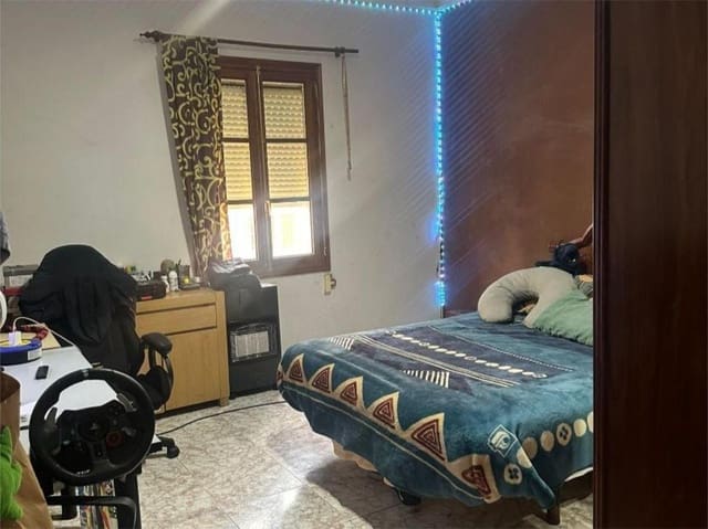 3 quarto Apartamento para venda em Sueca - 90 000 € (Ref: 9619239)