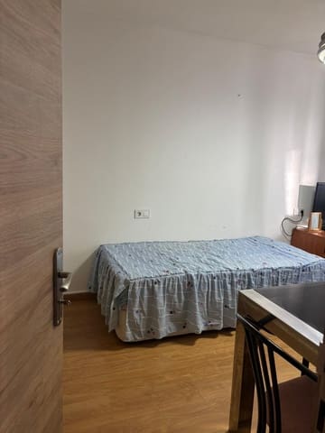 1 soveværelse Lejlighed til leje i Malilla, Valencia by - € 650 (Ref: 9619240)