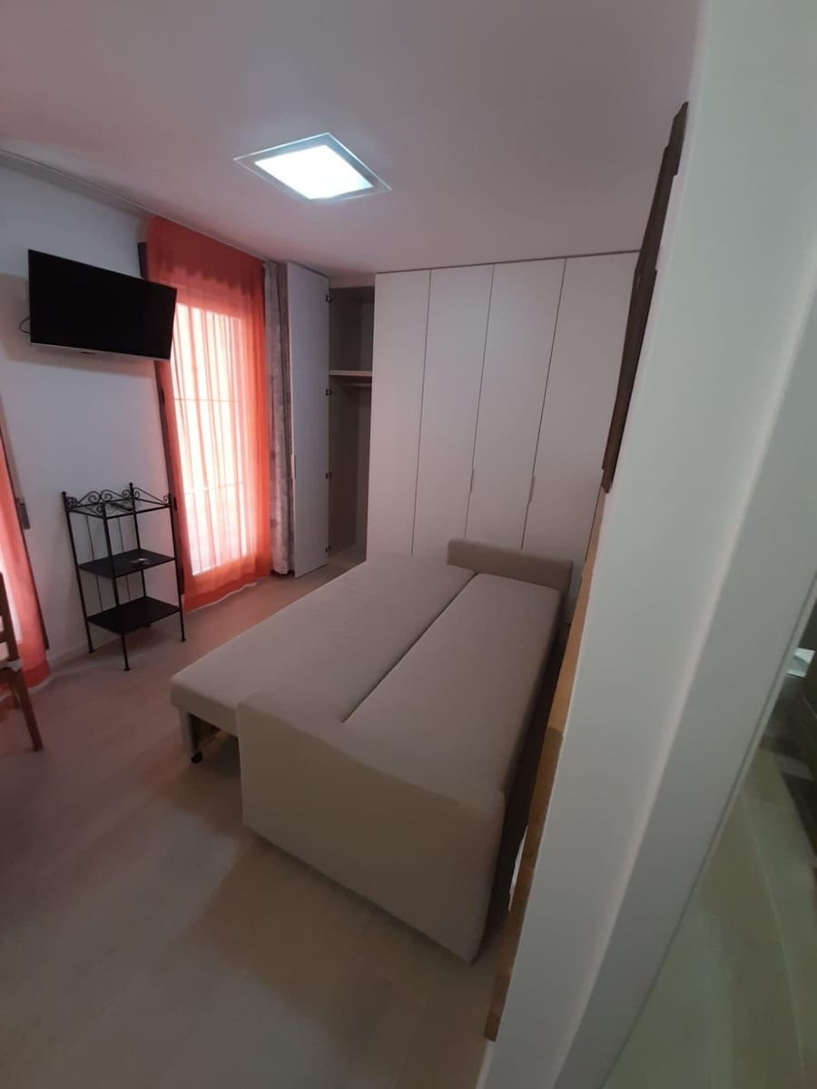 2 makuuhuone Yksiö myytävänä paikassa Valencia kaupunki - 360 000 € (Ref: 9625581)