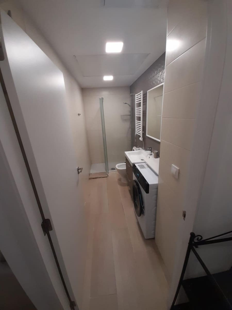 2 makuuhuone Yksiö myytävänä paikassa Valencia kaupunki - 360 000 € (Ref: 9625581)