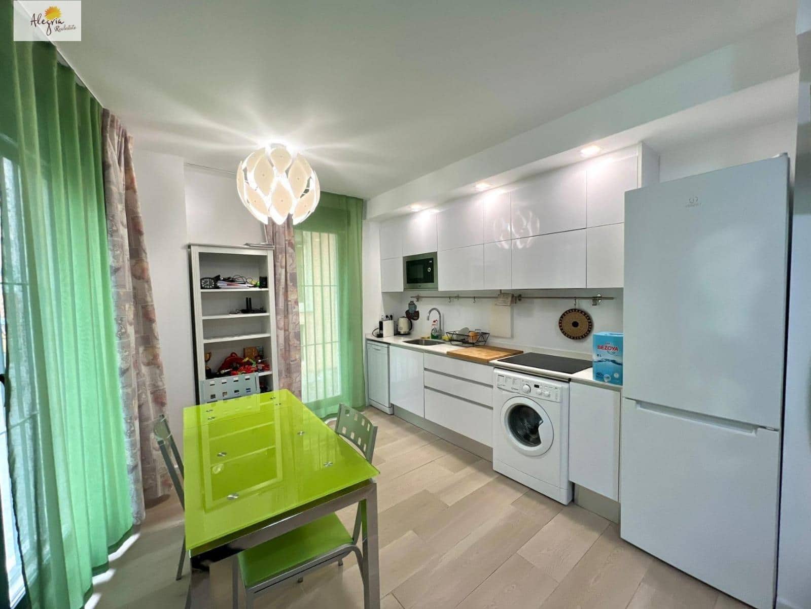 2 makuuhuone Yksiö myytävänä paikassa Valencia kaupunki - 360 000 € (Ref: 9625581)