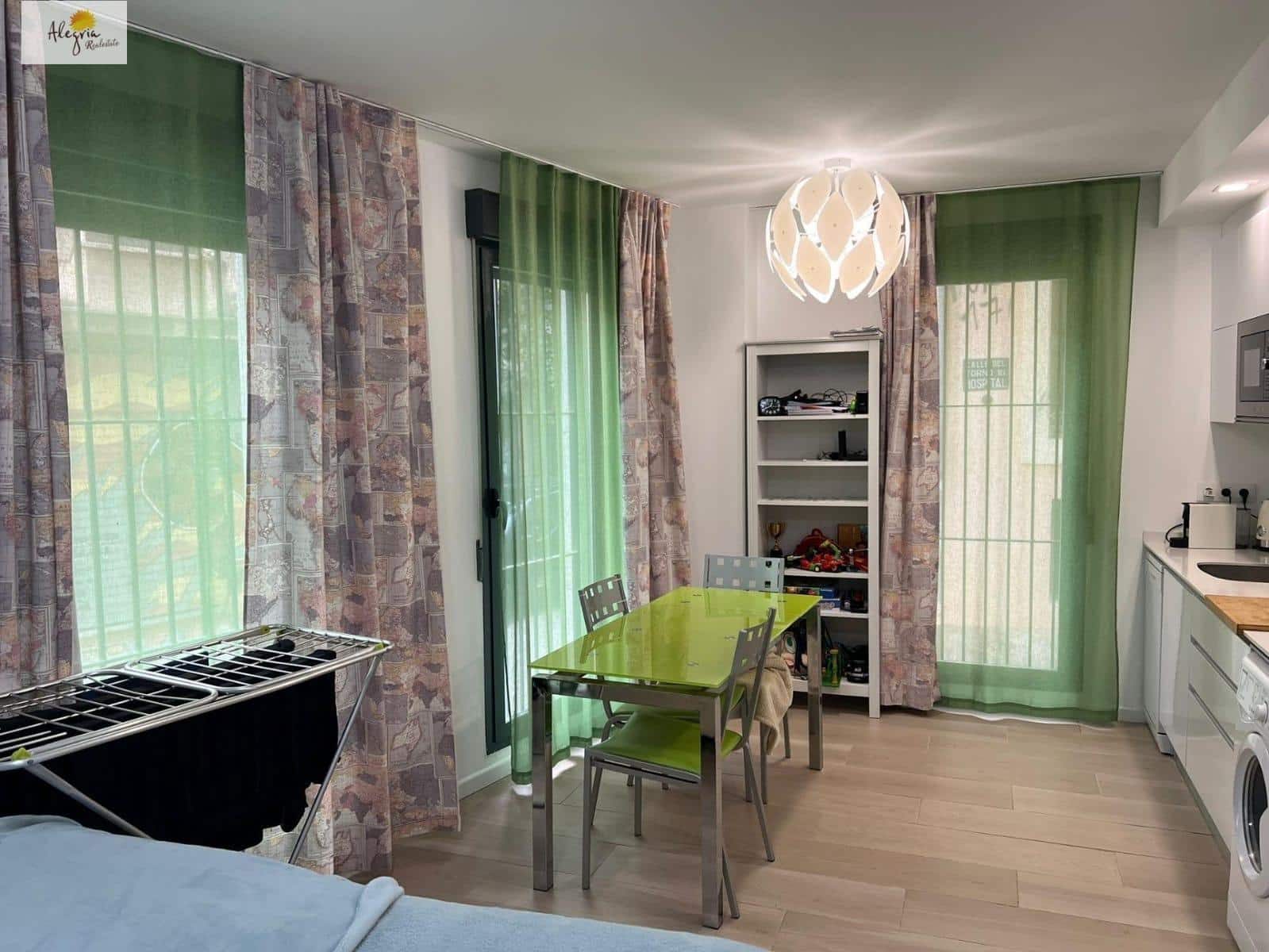 2 makuuhuone Yksiö myytävänä paikassa Valencia kaupunki - 360 000 € (Ref: 9625581)