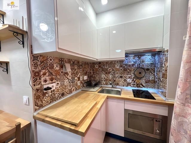 2 makuuhuone Yksiö myytävänä paikassa El Pilar, Valencia kaupunki - 360 000 € (Ref: 9625581)