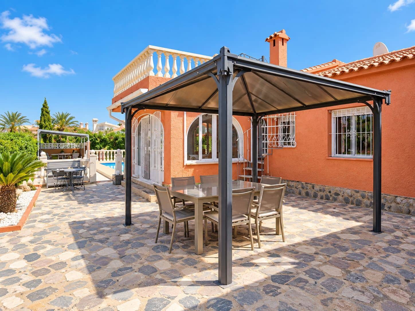 3 bedroom Villa for sale in Denia with pool - € 525,000 (Ref: 10050695)