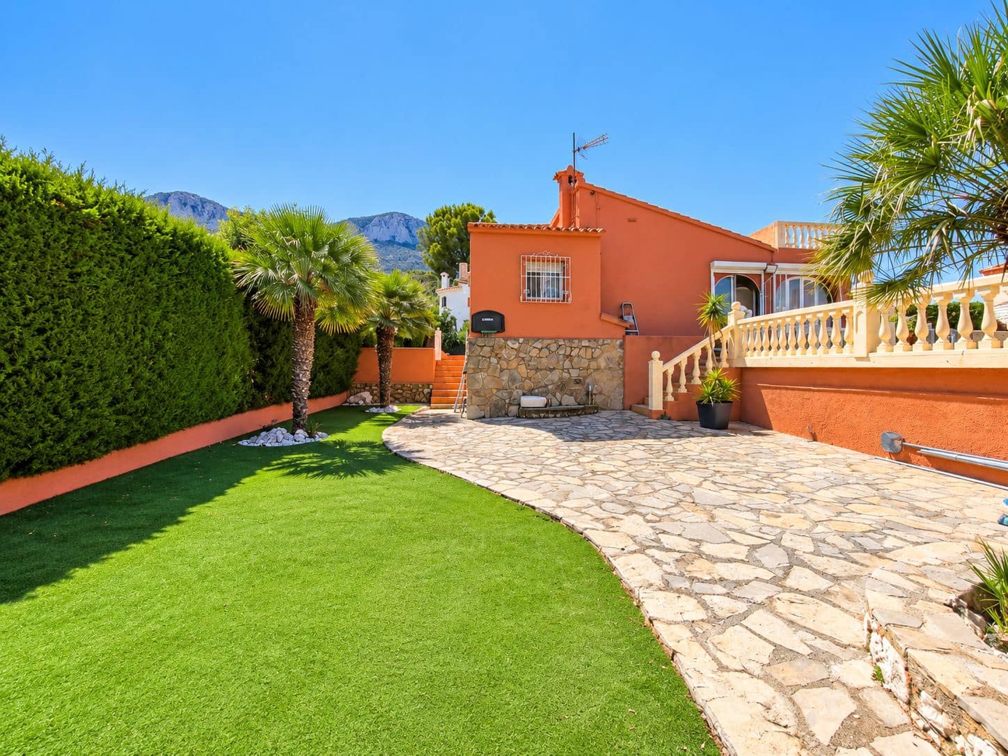3 bedroom Villa for sale in Denia with pool - € 525,000 (Ref: 10050695)