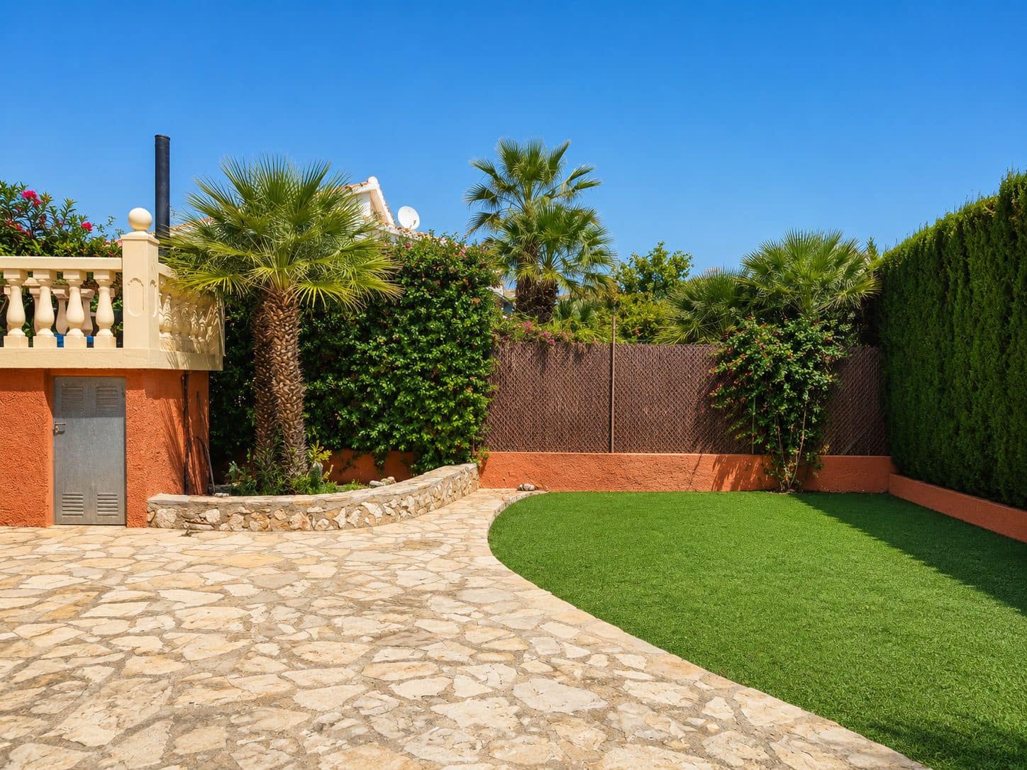 3 bedroom Villa for sale in Denia with pool - € 525,000 (Ref: 10050695)