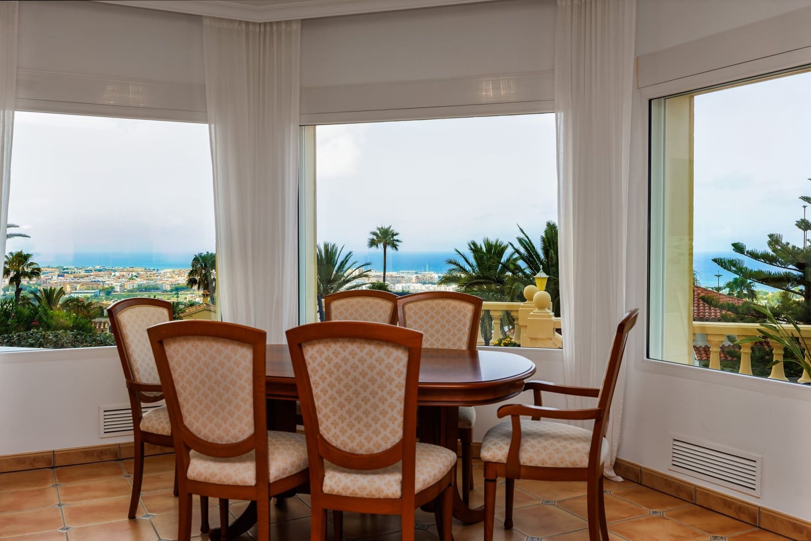 3 soverom Villa til salgs i Denia med svømmebasseng garasje - € 990 000 (Ref: 10060535)