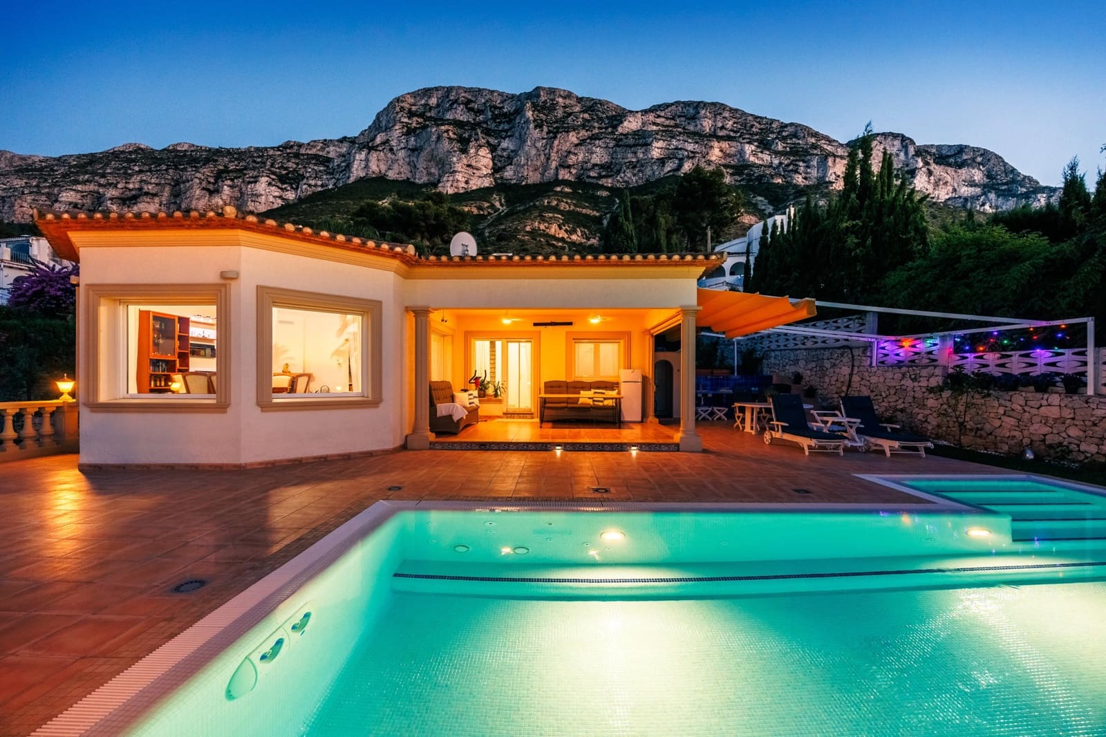 3 soverom Villa til salgs i Denia med svømmebasseng garasje - € 990 000 (Ref: 10060535)