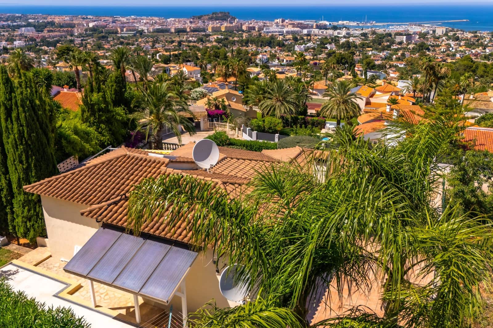 3 soverom Villa til salgs i Denia med svømmebasseng garasje - € 990 000 (Ref: 10060535)