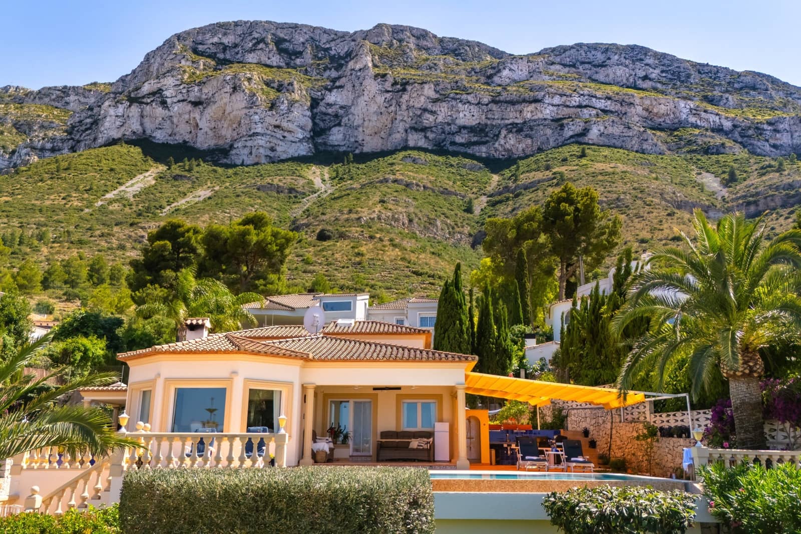 3 soverom Villa til salgs i Denia med svømmebasseng garasje - € 990 000 (Ref: 10060535)