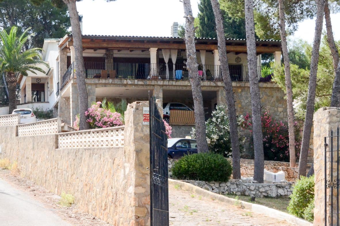 4 bedroom Villa for sale in Denia with pool garage - € 1,350,000 (Ref: 10118232)