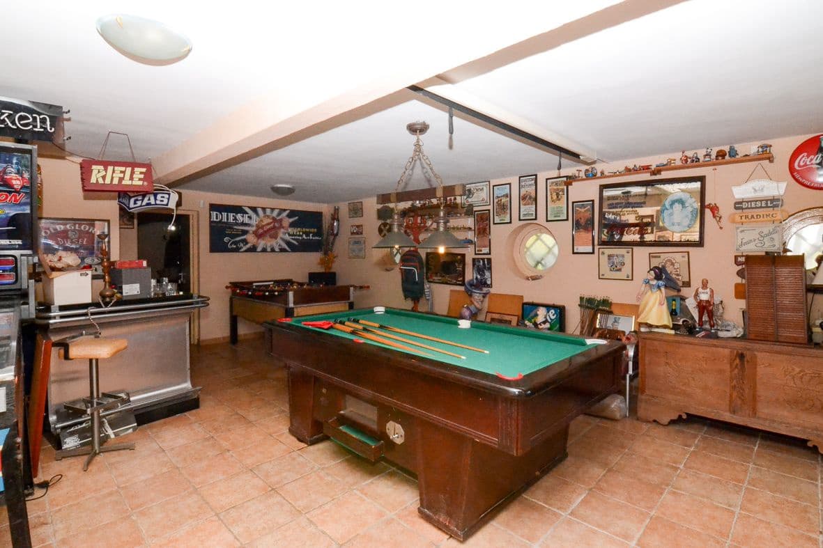 4 bedroom Villa for sale in Denia with pool garage - € 1,350,000 (Ref: 10118232)