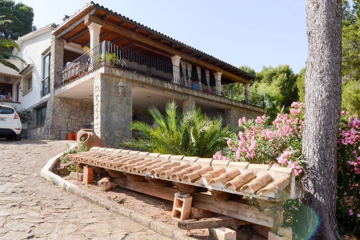 4 bedroom Villa for sale in Denia with pool garage - € 1,350,000 (Ref: 10118232)