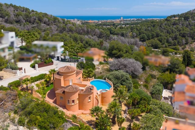 3 slaapkamer Villa te koop in Partides comunes - Adsubia, Javea / Xàbia met zwembad garage - € 750.000 (Ref: 10118236)