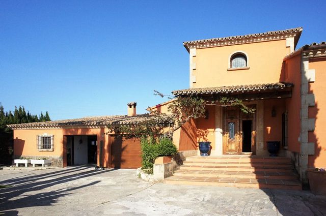 Chalet de 8 habitaciones en La Pedrera - Vessanes, Dénia en venta con piscina - 3.000.000 € (Ref: 10118278)