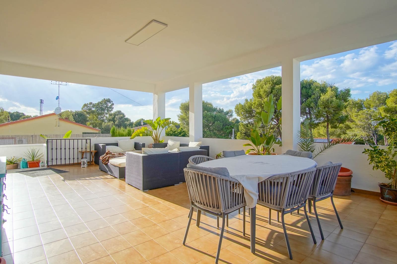 6 Zimmer Villa zu verkaufen in Denia mit Pool Garage - 1.060.000 € (Ref: 10118295)
