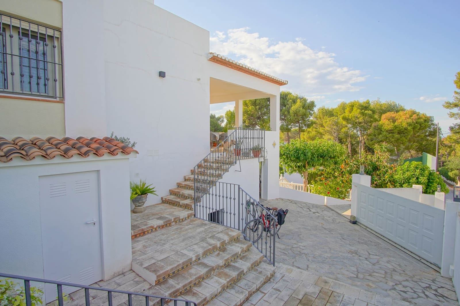 6 Zimmer Villa zu verkaufen in Denia mit Pool Garage - 1.060.000 € (Ref: 10118295)