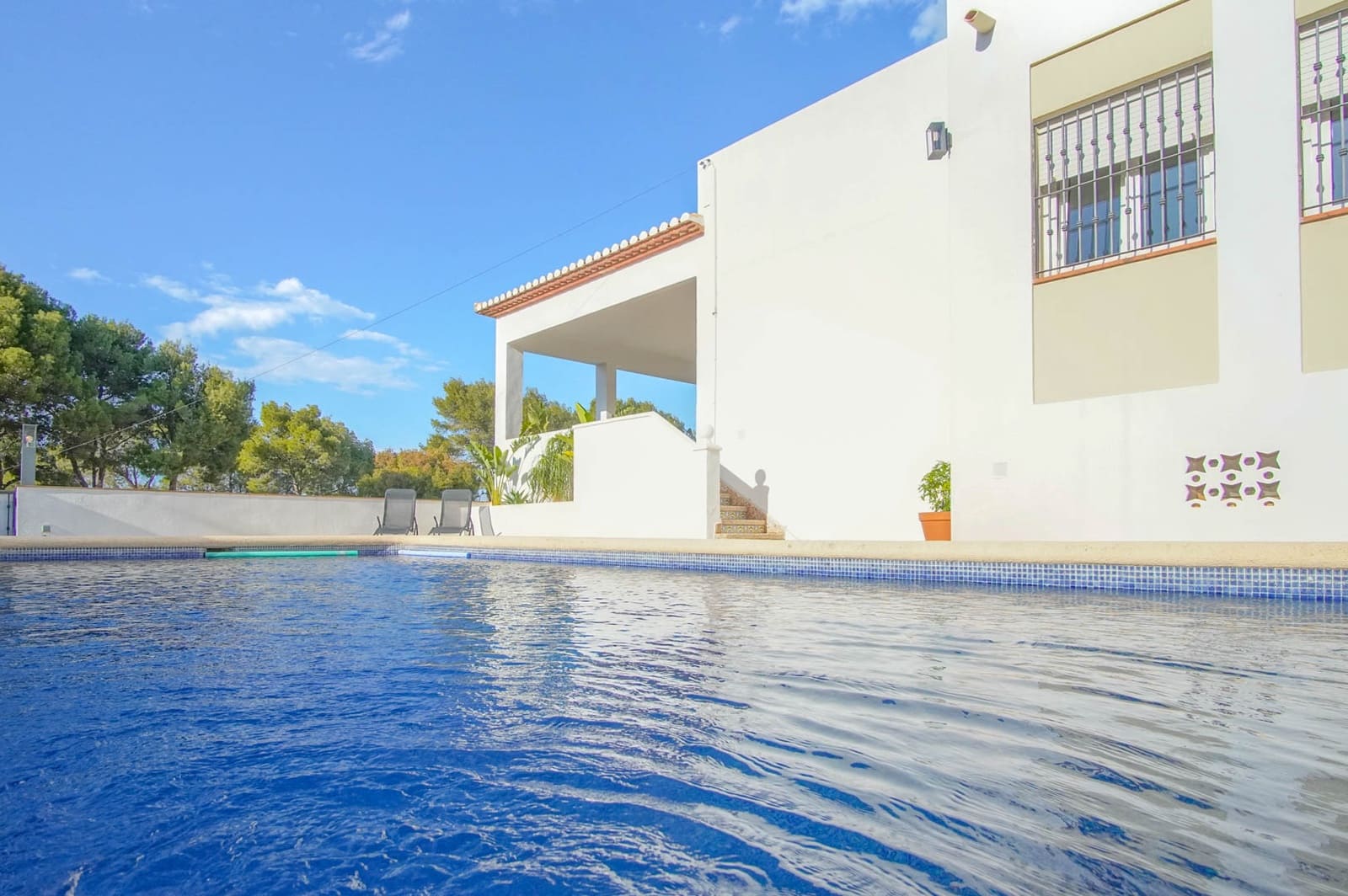 6 Zimmer Villa zu verkaufen in Denia mit Pool Garage - 1.060.000 € (Ref: 10118295)