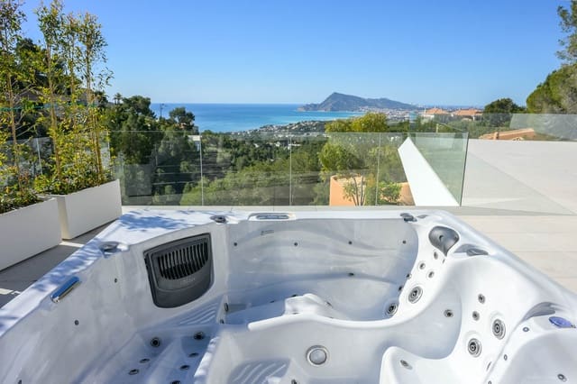 4 sovrum Villa till salu i Altea med pool - 2 250 000 € (Ref: 10118296)