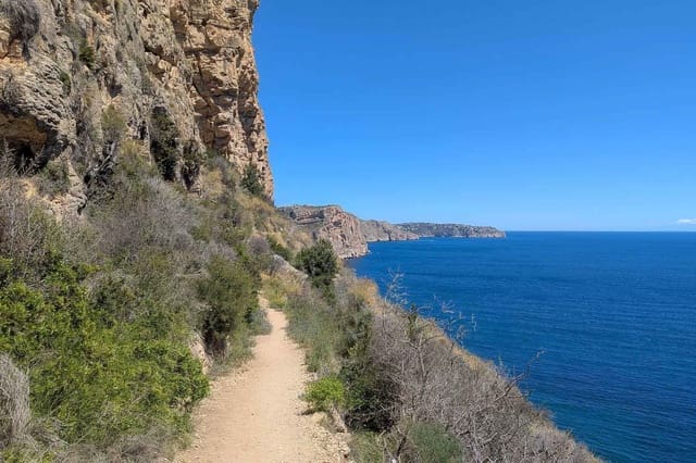 Działka budowlana na sprzedaż w Benimeit - Tabaira, Teulada-Moraira - 350 000 € (Ref: 10118307)