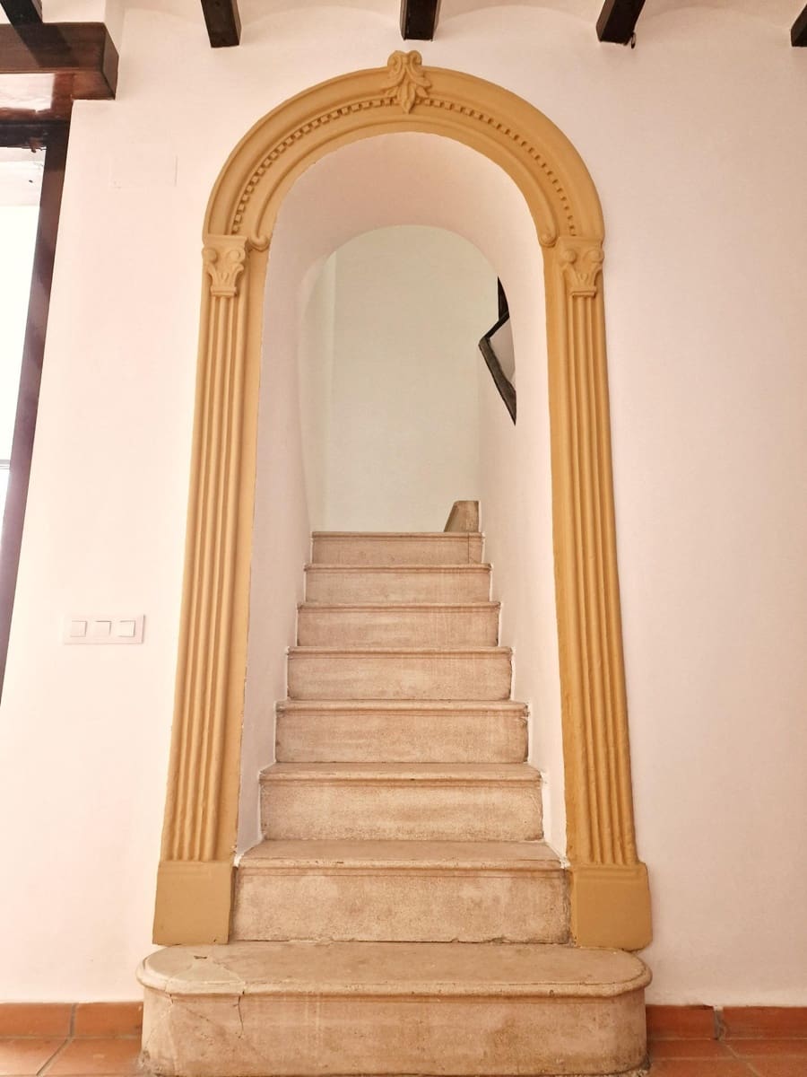 4 soveværelse Byhus til salg i Oliva med swimmingpool - € 359.000 (Ref: 7897179)