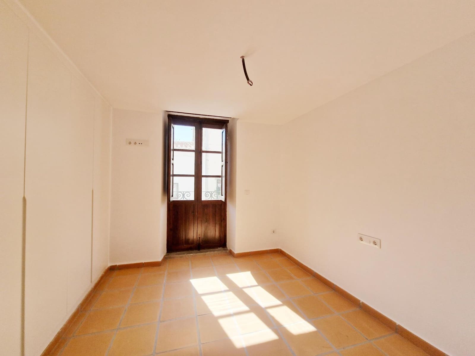 4 soveværelse Byhus til salg i Oliva med swimmingpool - € 359.000 (Ref: 7897179)