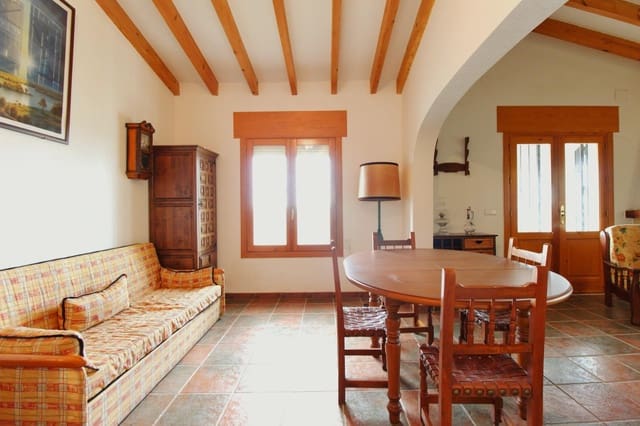 Chalet de 2 habitaciones en Pego en venta con garaje - 270.000 € (Ref: 7901715)